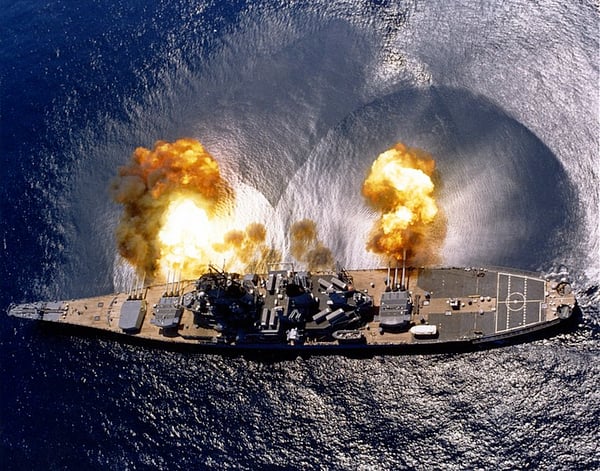 762px-Uss_iowa_bb-61_pr
